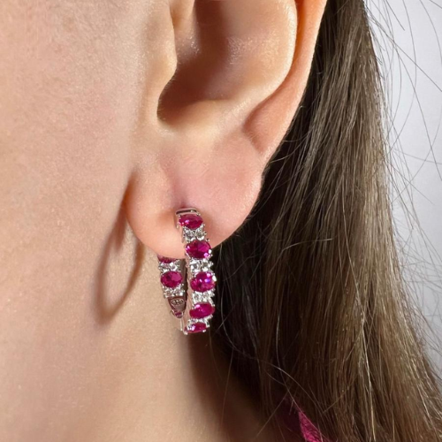 Orecchini a cerchio rosa