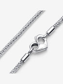 Collana con maglia geometrica
