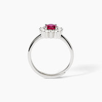 Anello in argento con rubino sintetico ovale