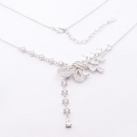 Collana fantasia con fiocco