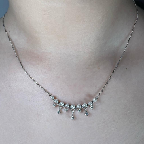 Collana con zirconi e perle