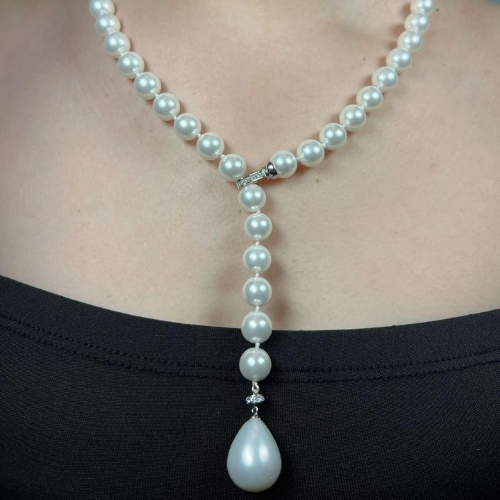 Collana in perle a sciarpina