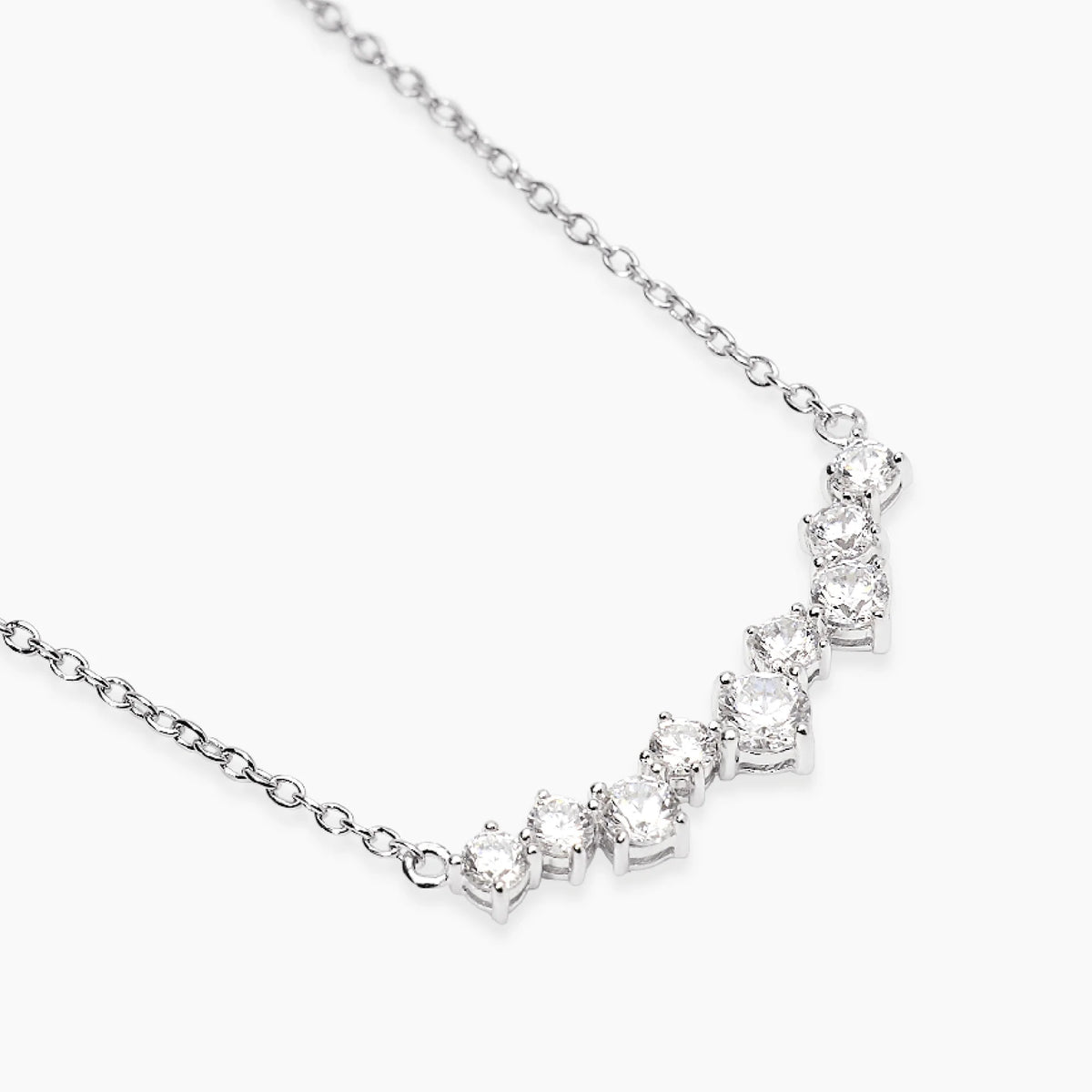 Girocollo in argento con elemento in zirconi